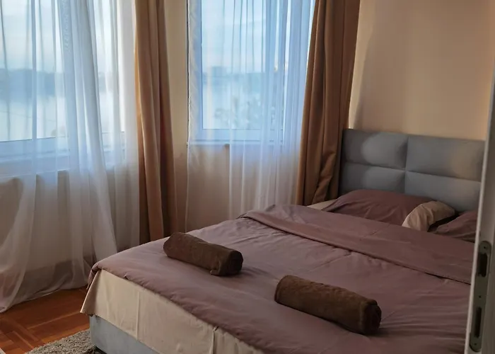 Yellow House * نوفي ساد